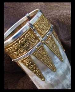 Tasse en corne de buffle faite à la main de qualité supérieure artisanat naturel pour la bière et le café corne à boire Viking polie d'Inde meilleur prix - Product Image 3