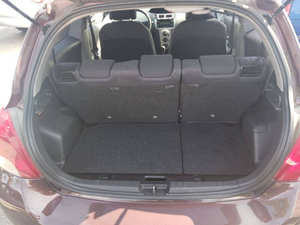 รถยนต์มือสองคุณภาพดีราคาประหยัด ปี 2010 โตโยต้า ยาริส พวงมาลัยซ้าย - Product Image 5