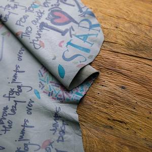 Hermosos productos de cuero con estampado de tema tropical seco de 1 a 12 pies cuadrados con patrón único. - Product Image 6