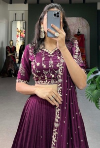 Trendmalls ผ้าไหมปักลายทรงเอศิลปะคอวี lehenga choli dupatta เอวธรรมชาติระบายอากาศได้ดีเย็บปักเป็นมิตรกับสิ่งแวดล้อม - Product Image 2