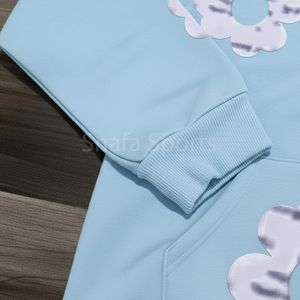 Conjunto Deportivo Informal de Invierno para Hombre, Sudadera Holgada con Estampado de Mezclilla Rasgada, Pantalones Deportivos Gruesos con Estampado Puff y Sudadera con Capucha - Product Image 5