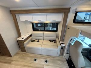 Nueva Autocaravana T-h-o-r E-d-d-i-e B-a-u-e-r 26E-D 2026, la Mejor Opción Disponible - Product Image 4