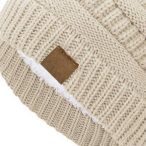 Bonnets en tricot de couleur unie de qualité supérieure, unisexe, impression de logo personnalisée, impression numérique disponible, toutes les couleurs et tailles, style streetwear courant - Product Image 5