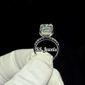 Anillo de Compromiso de Moissanita VVS de 6 Quilates, Oro Blanco de 10K, Corte Radiante, Engaste de Puntas, Chapado en Rodio, Regalo de Boda y Aniversario - Product Image 2