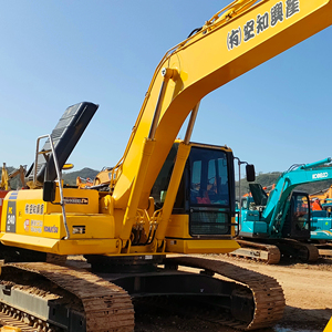Excavadora Hidráulica Usada Komatsu PC240-8 en Liquidación a Bajo Precio, Rodamiento de Engranaje del Motor, Modelo 2023, Pocas Horas, Excelente Estado - Product Image 1