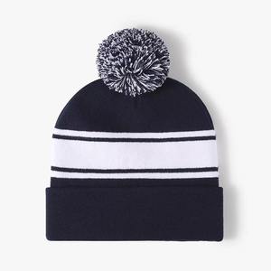 Gorro de punto de invierno de alta calidad para hombres y mujeres, parche con logotipo personalizado, estilo de béisbol 3D, patrón de lana, etiqueta tejida, Playa ajustable - Product Image 1