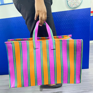 Bolsa de compras a rayas tejida de plástico con cremallera reutilizable personalizada ecológica, bolsas y estuches de cosméticos reciclados hechos a mano, bolsas de playa - Product Image 1