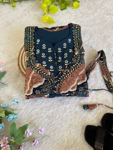 Stile tradizionale indiano abito lungo Anarkali con ricamo Designer Dupatta pronto a indossare pishwera Anarkali - Product Image 3