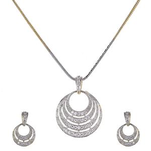 Collier pendentif rond prêt pour la fête - Product Image 3