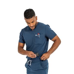 Tissu extensible doux et respirant confortable à manches courtes avec poches utilitaires pour une utilisation en clinique ou à l'hôpital - Product Image 3