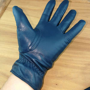 Gants en cuir de marque privée personnalisables avec matériau respirant adapté à l'hiver et affichage du logo pour un usage quotidien - Product Image 4