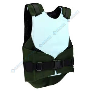 Veste d'équitation de protection avec maille respirante et fermeture sécurisée pour le confort de la sécurité du cavalier - Product Image 3