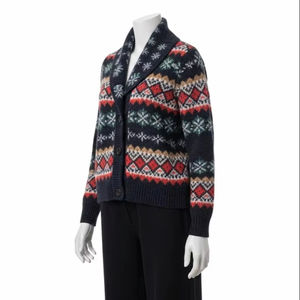 ชุดเสื้อผ้าสตรีทำจากผ้าขนสัตว์พิมพ์ลายดิจิทัลแบบเป็นมิตรต่อสิ่งแวดล้อม เนื้อผ้านุ่ม พิมพ์ลายสีสันสดใส ให้ความอบอุ่น สวมใส่สบาย ดูทันสมัย - Product Image 4