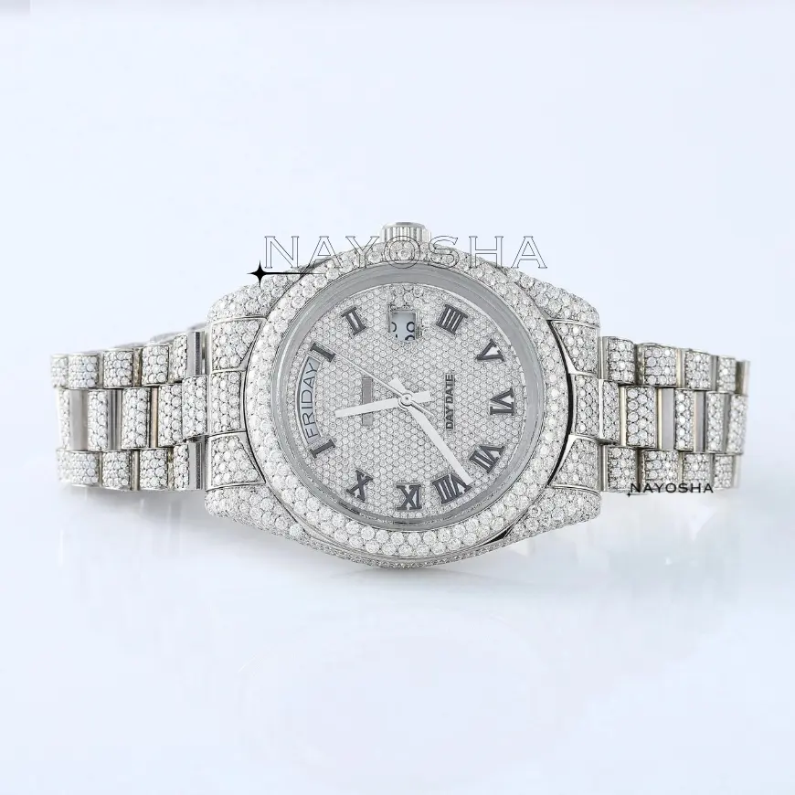 Diseño redondo Iced Out Alta calidad VVS Moissanite Diamond Watch Precio al por mayor Vidrio 1 pieza Plata ETA Acero inoxidable Unisex