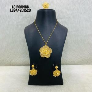 Gold Plated Brass Pendant Set Fashion Jewelry with Box Chain Floral Shape <b>for</b> Party or <b>Wedding</b> Occasions - Product Image 1