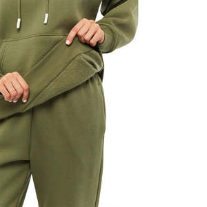 Chándal de lana de algodón transpirable de alta calidad para mujer, conjunto de chándal de gran tamaño de dos piezas con logotipo personalizado para mujer, para invierno - Product Image 4