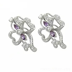 Boucles d'oreilles clous en argent 925 à motif floral pour femmes - Product Image 1