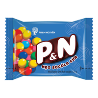 Bonbons au chocolat au lait solide en gros, en forme de boule de cacao enrobée de sucre coloré, friandise sucrée, fourniture d'usine Vietnam OEM/ODM, 12 sacs