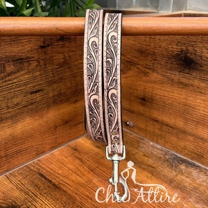 Laisse de chien en cuir usiné à la main de nouvelle mode de luxe en gros pour la marche laisse de chien en cuir véritable d'entraînement personnalisé et résistant - Product Image 1