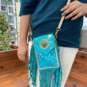 Cheveux faits à la main sur peau de vache métallique Turquoise frange femmes bandoulière Mobile sac Western en cuir véritable Concho téléphone portable sac à main - Product Image 2