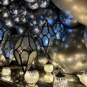 Lanterne suspendue en métal marocain de haute qualité pour les décorations de maison du Ramadan Eid au tarif de gros - Product Image 5