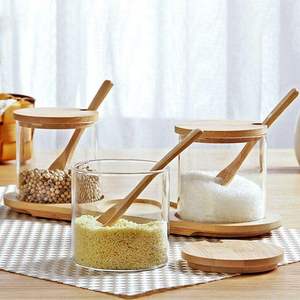 Bidon en bois Bocal en verre et boîte de rangement d'assaisonnement en verre Sel épices avec cuillère Ensemble de 3 ustensiles de cuisine et vaisselle - Product Image 1