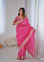 Saree en soie Gold Crush Premium avec des fils à broder lourds Codding et paillettes fonctionnent parfaitement pour la saison des mariages