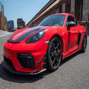 2023 718 Cayman GT4 RS MR Motor de 6 cilindros en línea de 4.0 litros, Kit de Carreras Manthey, Paquete Weissach, Color Rojo Guardias - Product Image 1