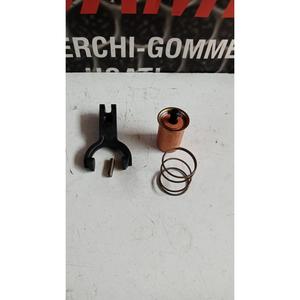 KIT DE RÉPARATION DE MOTEUR DE DÉMARREUR Pièces de rechange génériques Diverses marques Série (90>) 594068 / NE779 Essence - Product Image 3