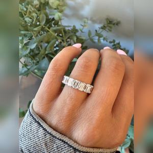 Fabricante Mayorista de Diamantes Cultivados en Laboratorio con Corte Esmeralda VVS2 de 5.50 Quilates, Anillo de Eternidad, Proveedor al por Mayor, Envío Global, Precio de Fábrica - Product Image 5