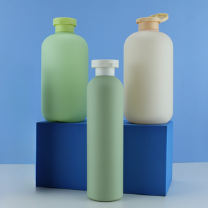 Botella de loción corporal de 300ml y 500ml hecha de champú PE y cilindro de embalaje de limpiador facial tapa de botella de plástico FÁBRICA DE Vietnam - Product Image 6