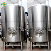 Cuves de fermentation de vin rondes carrées de 6000 L, à paroi simple/double de 2 mm/3 mm, avec chemise de refroidissement (bande/serpentin)