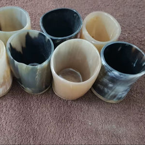 Jarra Vikinga de Cuerno para Beber, Copa de Cerveza, Vino, Cáliz, Vaso, Bebedero, para Bebidas, de la India, en Venta - Product Image 1
