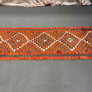 พรมวิ่งสไตล์ตุรกี ขนาด 2.7x8.7 ฟุต สีส้มเทา ลายตารางวินเทจ ทำจากขนสัตว์ - Product Image 5