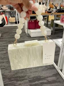 Pochette Artisanale en Résine Design Chic Artisanal - Product Image 2