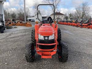 Kubota L2501 40HP 4WD Rueda Tractor Cargador frontal Descuento Maquinaria agrícola de segunda mano Motor Bomba de engranajes Caja de cambios - Product Image 2