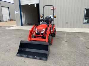 Tracteur à roues motrices Mini Kioti CS2220 22HP 4WD NEUF/OCCASION avec chargeur arrière et tondeuse pour l'agriculture et l'utilisation en jardinage - Product Image 1