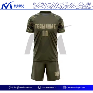 Venta al por mayor de alta calidad de los hombres de fútbol uniforme personalizado equipo de ropa deportiva transpirable con ajuste cómodo para los partidos de fútbol - Product Image 2