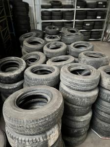 Vente en gros de pneus de camion toutes saisons neufs 195/65R15, conception diagonale, 99 T SL-Premium, vente en gros de toutes marques - Product Image 4