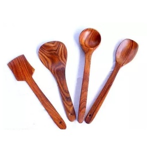 Juego de cucharas de cocina de comedor de mesa, cuchara de madera, cuchara de comida casera de tres piezas para uso en el hogar y el hotel - Product Image 4