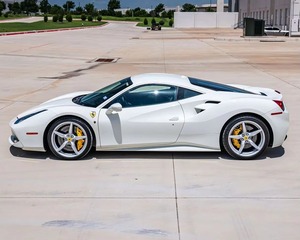 Ferrari 488 GTB 2018 d'occasion en excellent état, disponible en conduite à gauche et à droite - Product Image 2