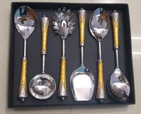 Ensemble de cuillères à couverts en métal à forte demande pour servir de la nourriture et de la soupe disponible à un prix abordable depuis l'Inde