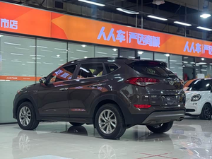 <span class=keywords><strong>Hyundai</strong></span> <span class=keywords><strong>Tucson</strong></span> <span class=keywords><strong>2015</strong></span> 1.6T de Doble Embrague y Tracción en Dos Ruedas, Autos Usados con Modelo Inteligente - Product Image 6