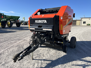 Quality Performance Kubota BV4160 Hydraulic Hay <b>Baler</b> BV4160E Straw Rice Husk Grass Round hay Straw <b>Baler</b> Perfect Condition - Product Image 3