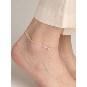 Achetez des chevillères/Payals 100 % argent 925 véritable pour femmes et filles, plaquées or 14 carats avec une pierre principale en diamant mignon et un matériau de qualité. - Product Image 4