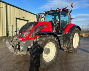 Acheter un tracteur agricole d'occasion Valtra T174EA - Product Image 5