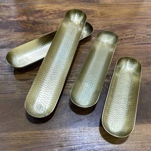 Ensemble de plateaux de service en métal en aluminium exclusif haut de gamme 3 pièces plateaux de bol faits à la main plaque de charge pour plateaux décoratifs Diwali - Product Image 1