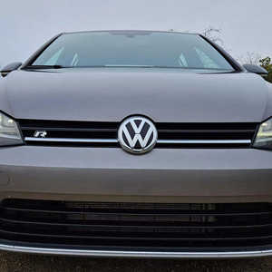 Volkswagen Golf R 2016 Usado, Auto de 6 Velocidades - Product Image 1