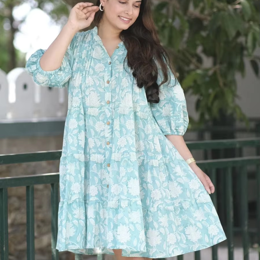 bodycon dress low cut Dare To Stun Cold-Shoulder Mini Do Not Dry Clean Dresses: Day Events SIZE:USA 8 / EU 38 / UK 10 Bridal Party Bridesmaids Dresses