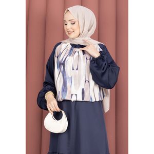 Conjunto de Dos Piezas de Satén Azul Marino para Mujer con Falda Estampada Sin Cuello, Tallas XS-XXL Disponibles - Product Image 2